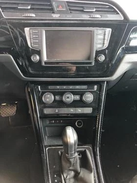 VW Touran 2.0TDi 150кс DSG NAVI ПАНОРАМА, снимка 9