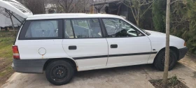Opel Astra 1.4 i, снимка 1