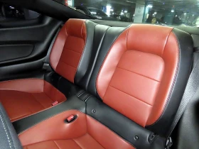 Ford Mustang 5.0 * ОБДУХ * КАМЕРА * ЧЕРВЕН САЛОН, снимка 11