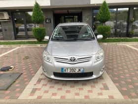 Toyota Auris 2.0 D4D Facelift, снимка 2
