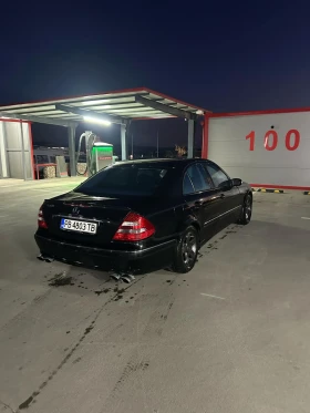 Mercedes-Benz E 320, снимка 2