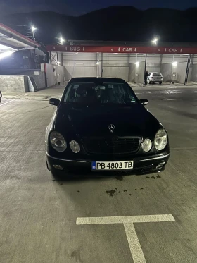 Mercedes-Benz E 320, снимка 4