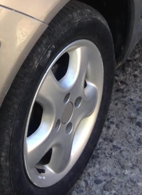 Toyota Yaris D4D Фейслифт - 2500 € / 4889.57 лв. - 97847094 4