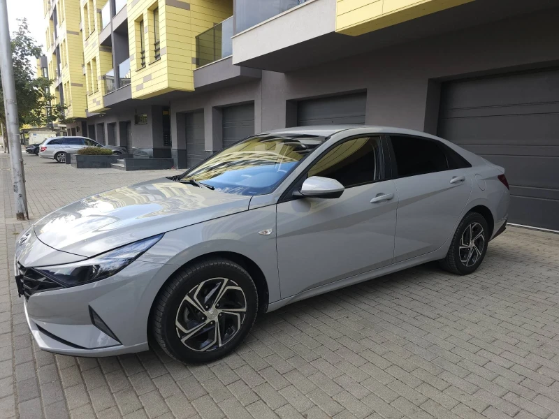 Hyundai Elantra 1.6, снимка 5 - Автомобили и джипове - 47548464