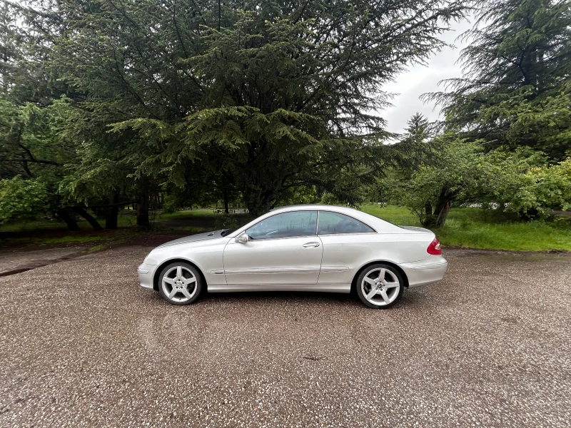 Mercedes-Benz CLK 270cdi, снимка 4 - Автомобили и джипове - 47709128