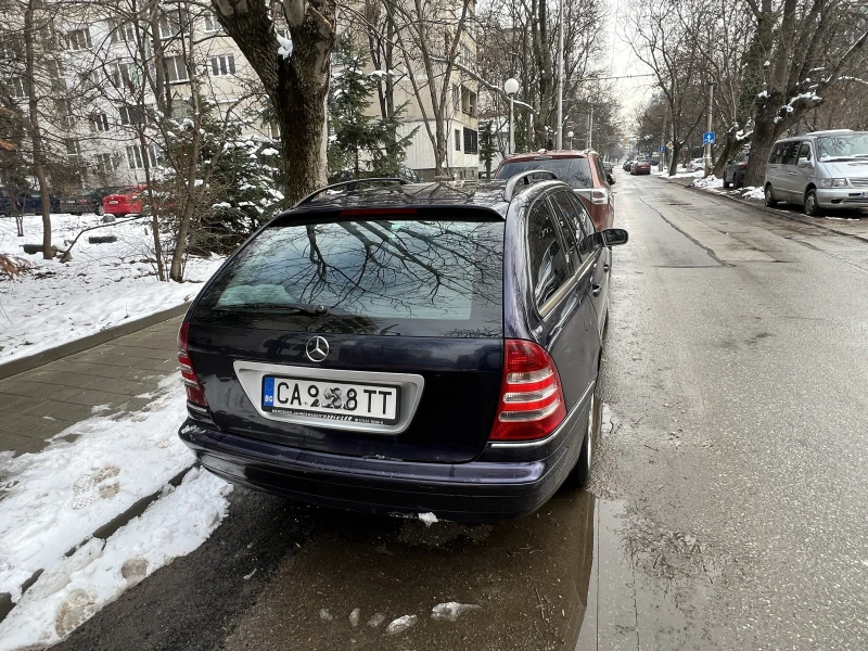 Mercedes-Benz C 220, снимка 2 - Автомобили и джипове - 48718122