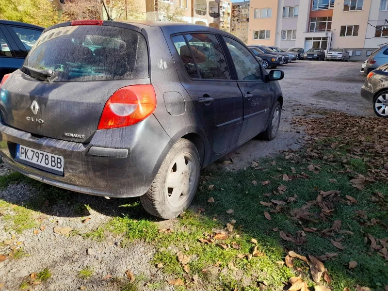 Renault Clio, снимка 3 - Автомобили и джипове - 49362767