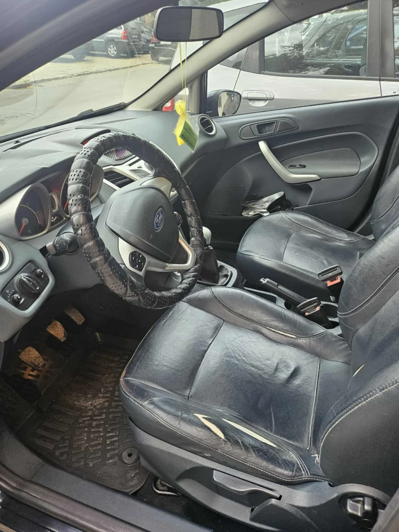 Ford Fiesta, снимка 9 - Автомобили и джипове - 52414790