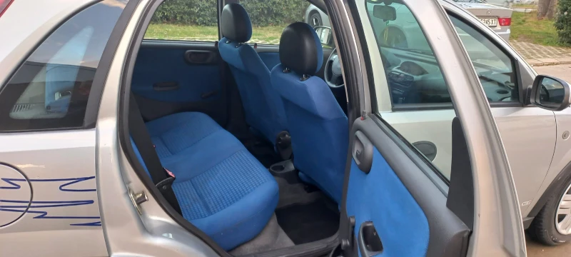 Opel Corsa 1.2 16V, снимка 12 - Автомобили и джипове - 53323344