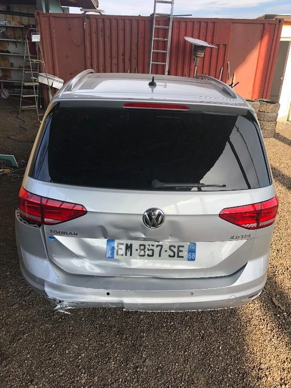 VW Touran 2.0TDi 150кс DSG NAVI ПАНОРАМА, снимка 5 - Автомобили и джипове - 46964143