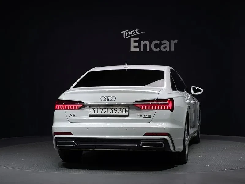 Audi A6 (C8) 45 Tfsi Quattro, снимка 4 - Автомобили и джипове - 56358402