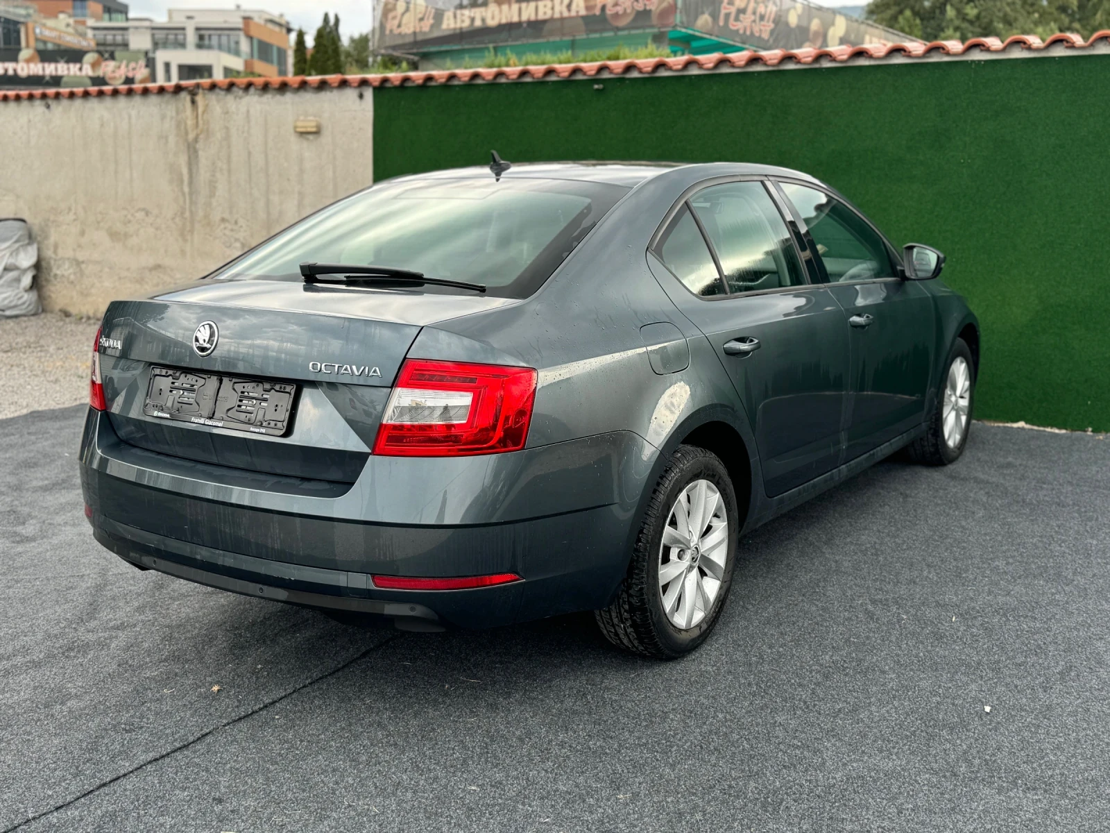 Skoda Octavia 1.6D - изображение 7