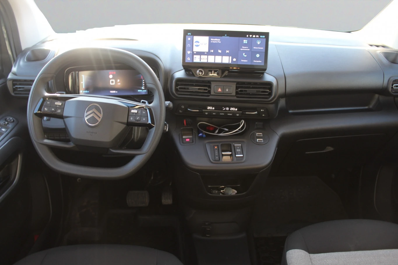 Citroen Berlingo MPV Feel 1.5BlueHDI 130 EAT8 S&S E6 N1//2403061 - изображение 4