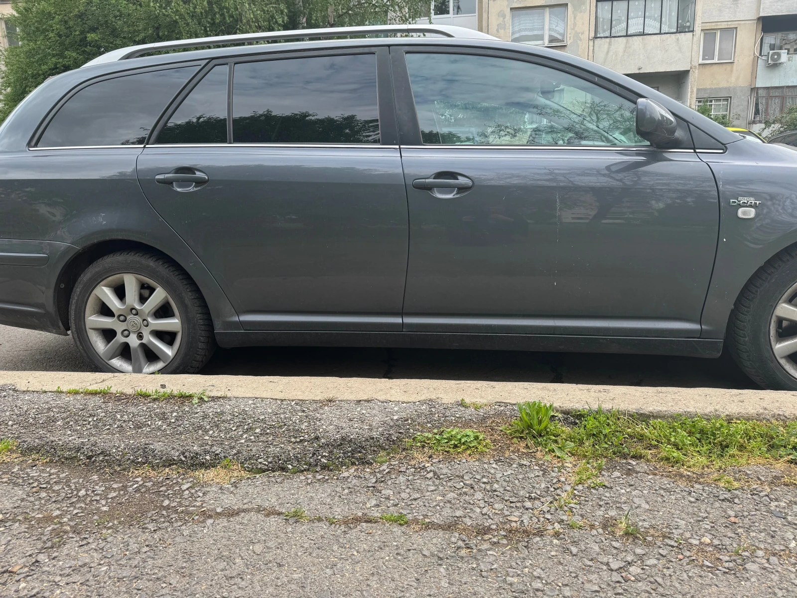 Toyota Avensis  - изображение 4