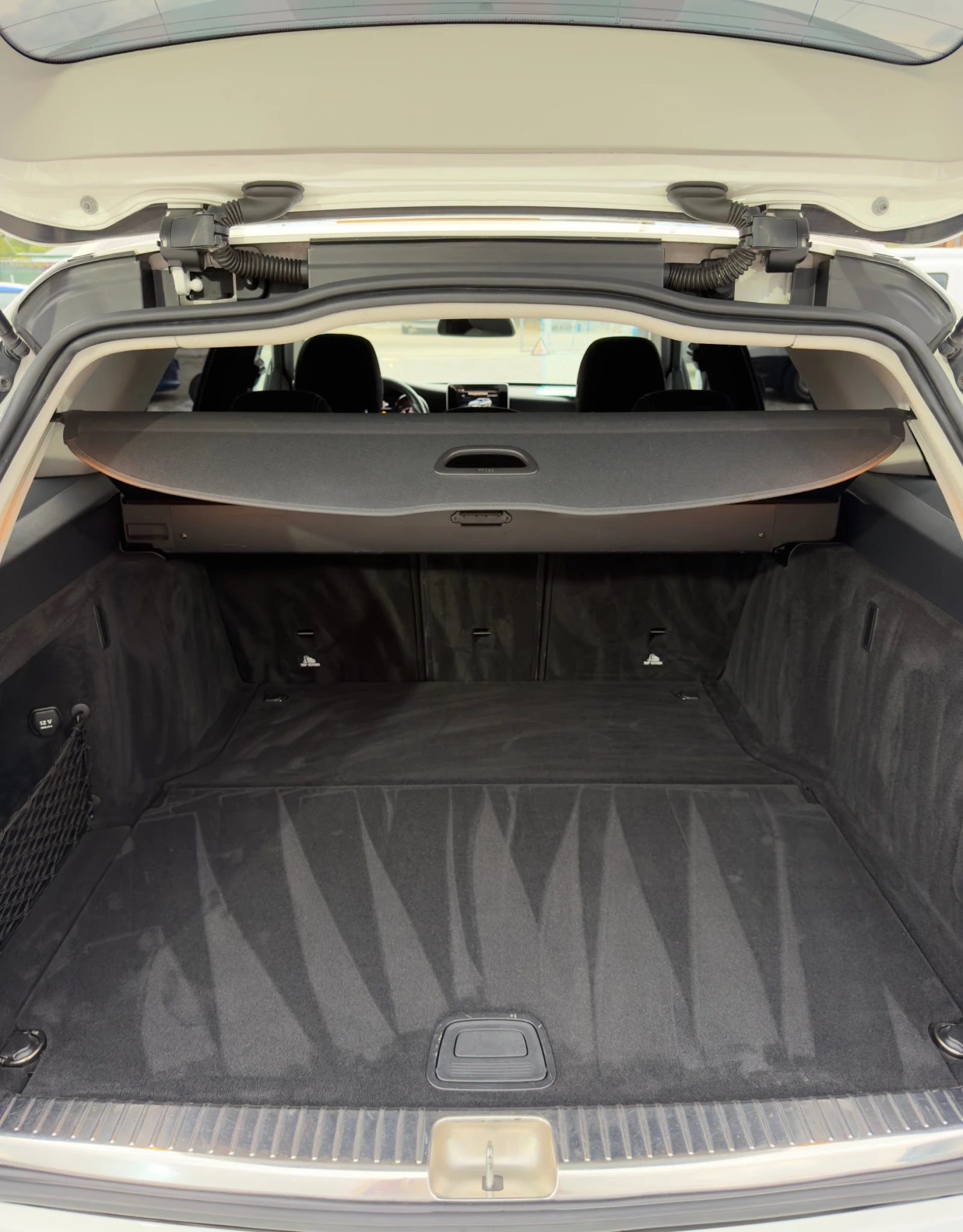 Mercedes-Benz C 220 2.2 CDI, снимка 15 - Автомобили и джипове - 54942867