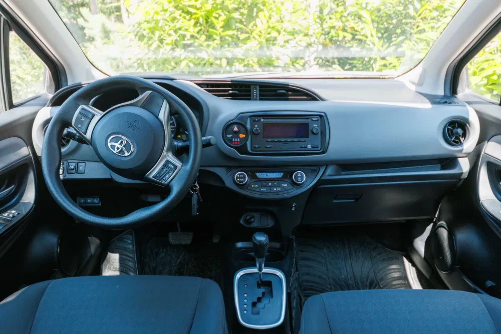 Toyota Yaris Cool, снимка 9 - Автомобили и джипове - 55557055