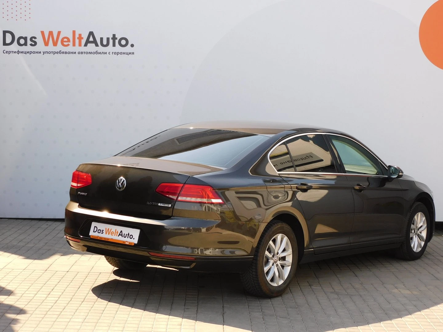 VW Passat Comfortline 2.0TDI BMT - изображение 3