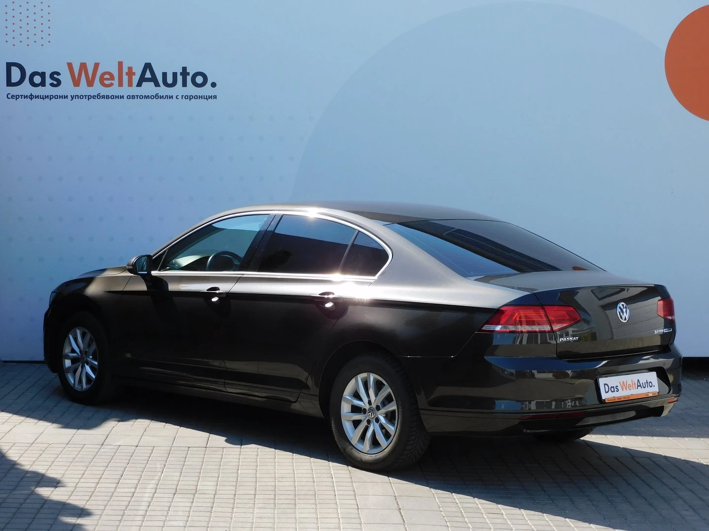 VW Passat Comfortline 2.0TDI BMT - изображение 4