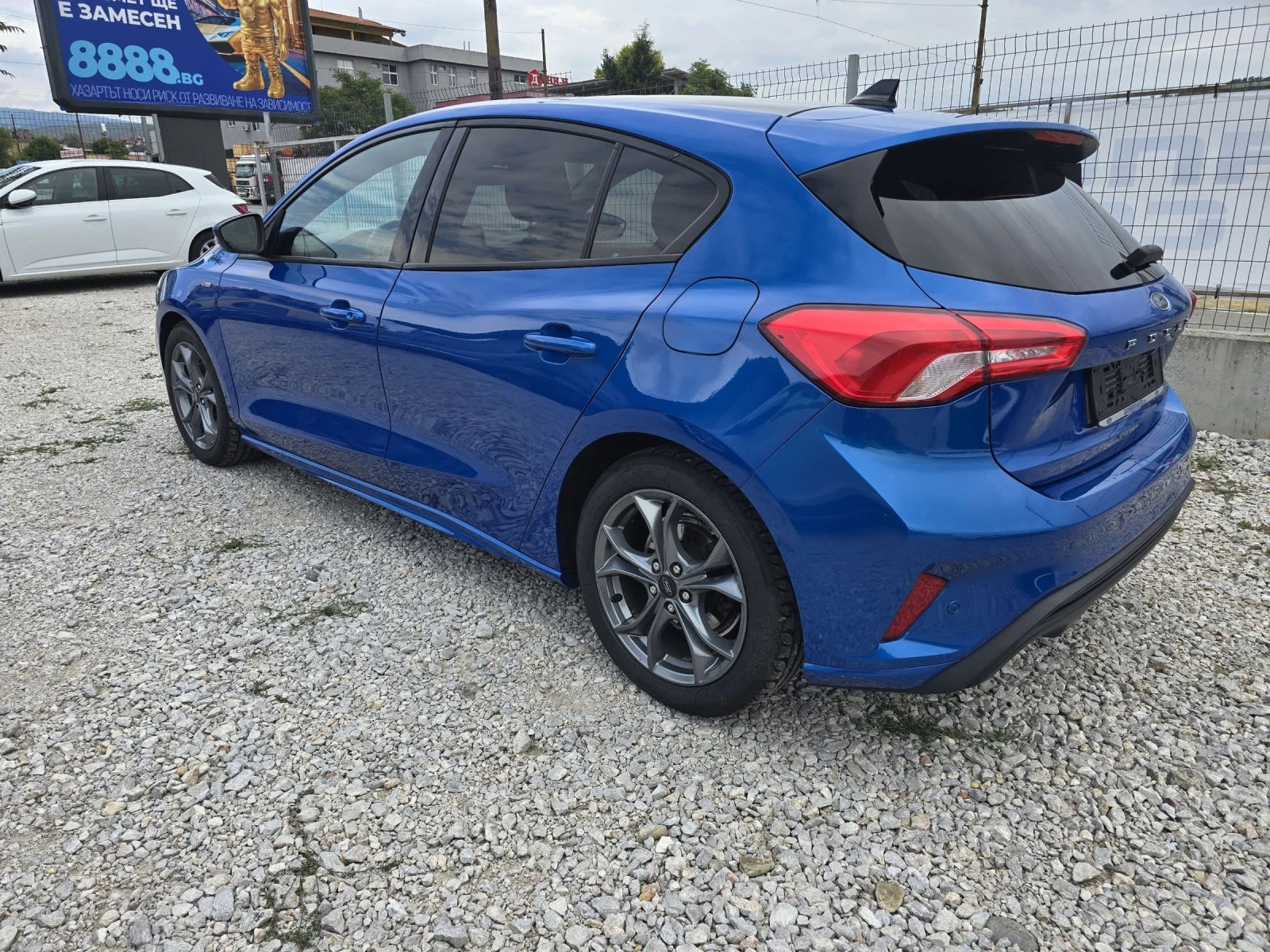 Ford Focus 1.0 St line HYBRID - изображение 4