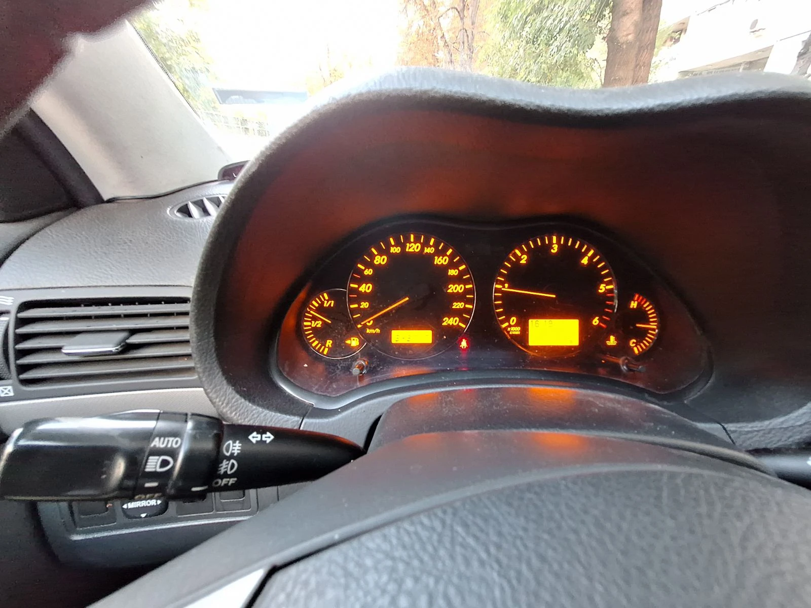 Toyota Avensis 2.2 D-САТ | Mobile.bg — изображение 11