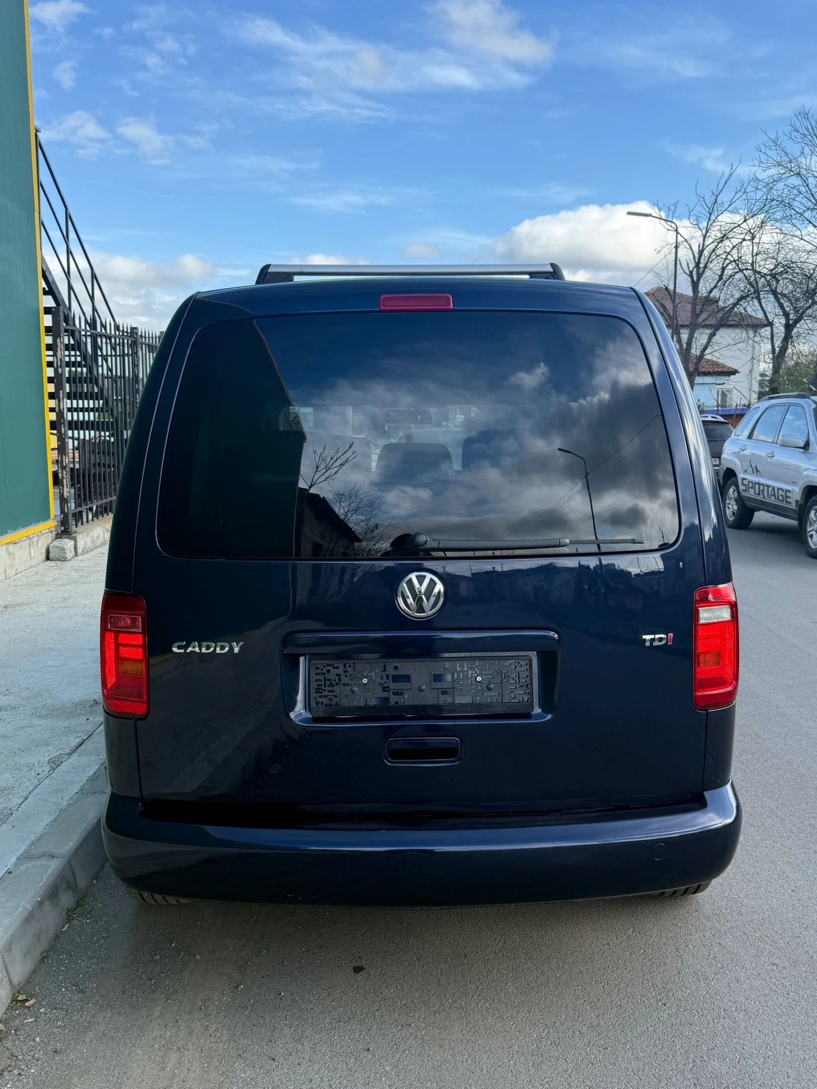 VW Caddy 1, 6 , 7местно - изображение 4