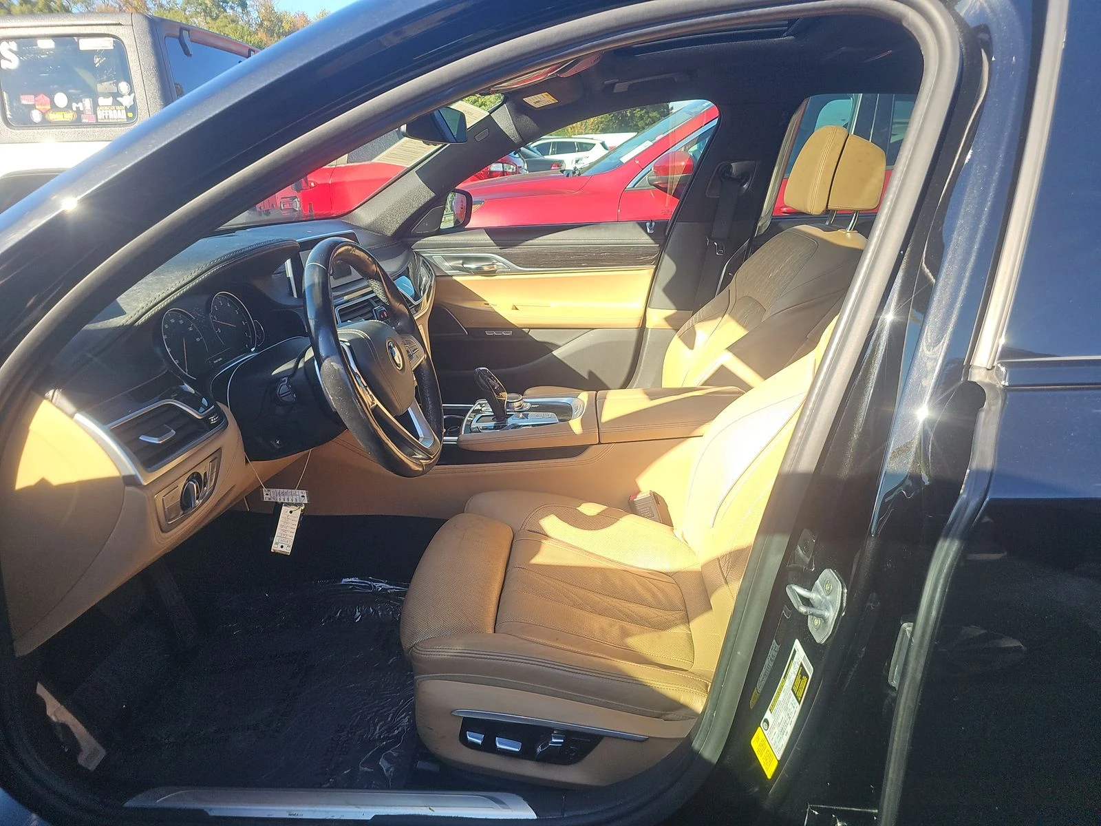 BMW 740 M SPORT* Shadowline* Head-Up* Обдухване* Масаж*  - изображение 8