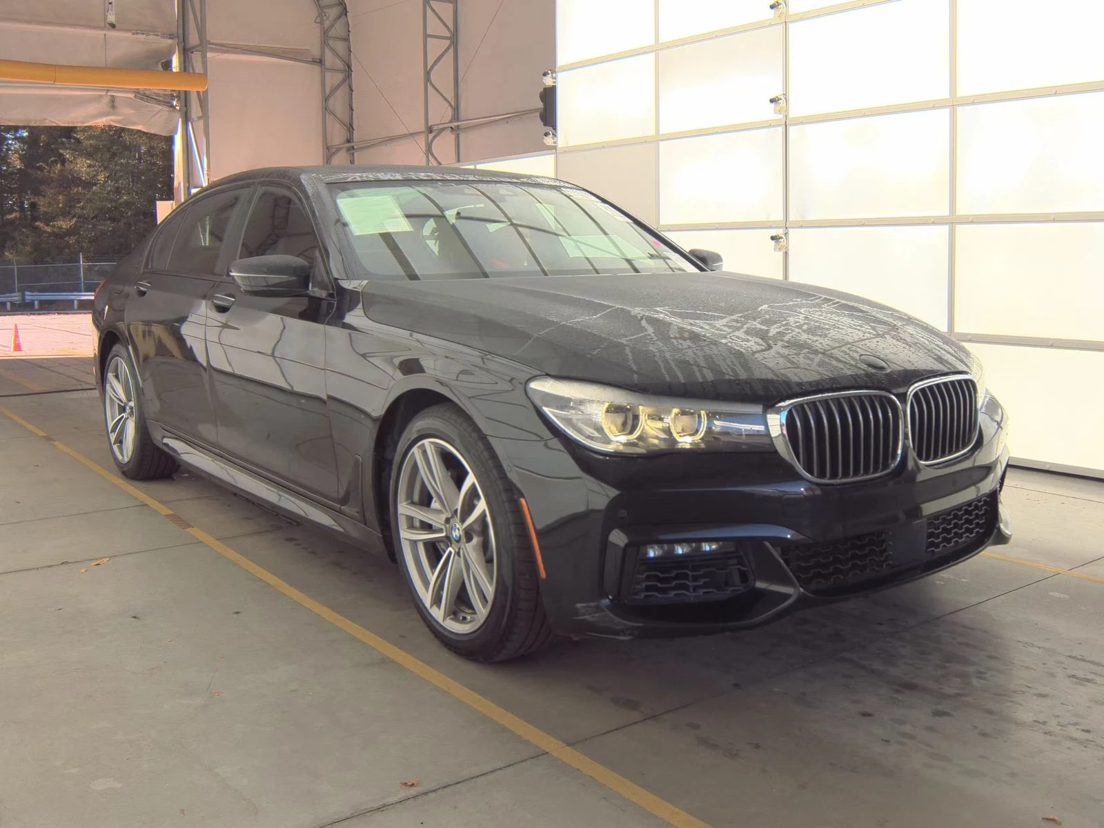 BMW 740 M SPORT* Shadowline* Head-Up* Обдухване* Масаж*  - изображение 3