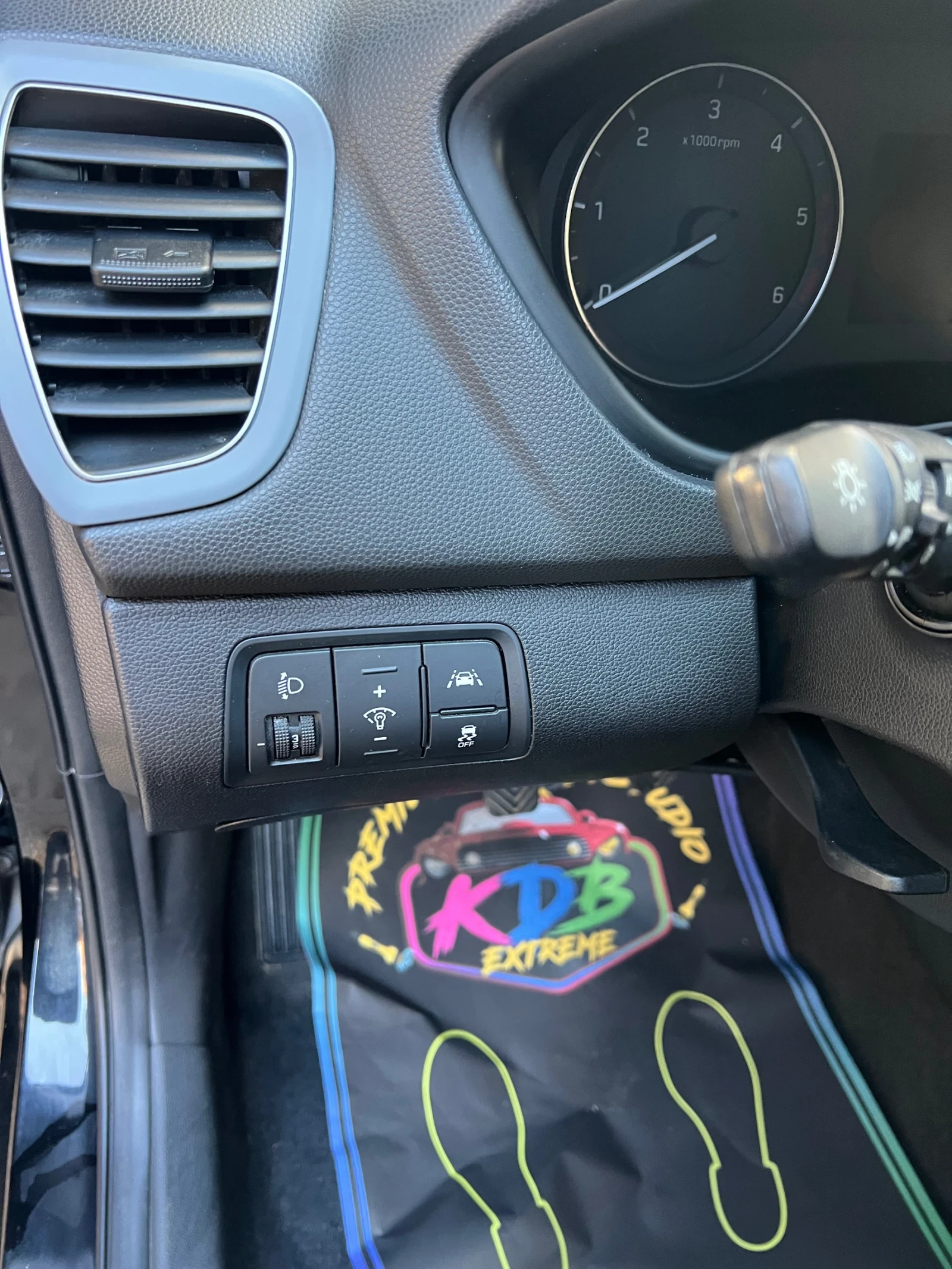 Hyundai I20 1.1 Black Friday!!! - изображение 8