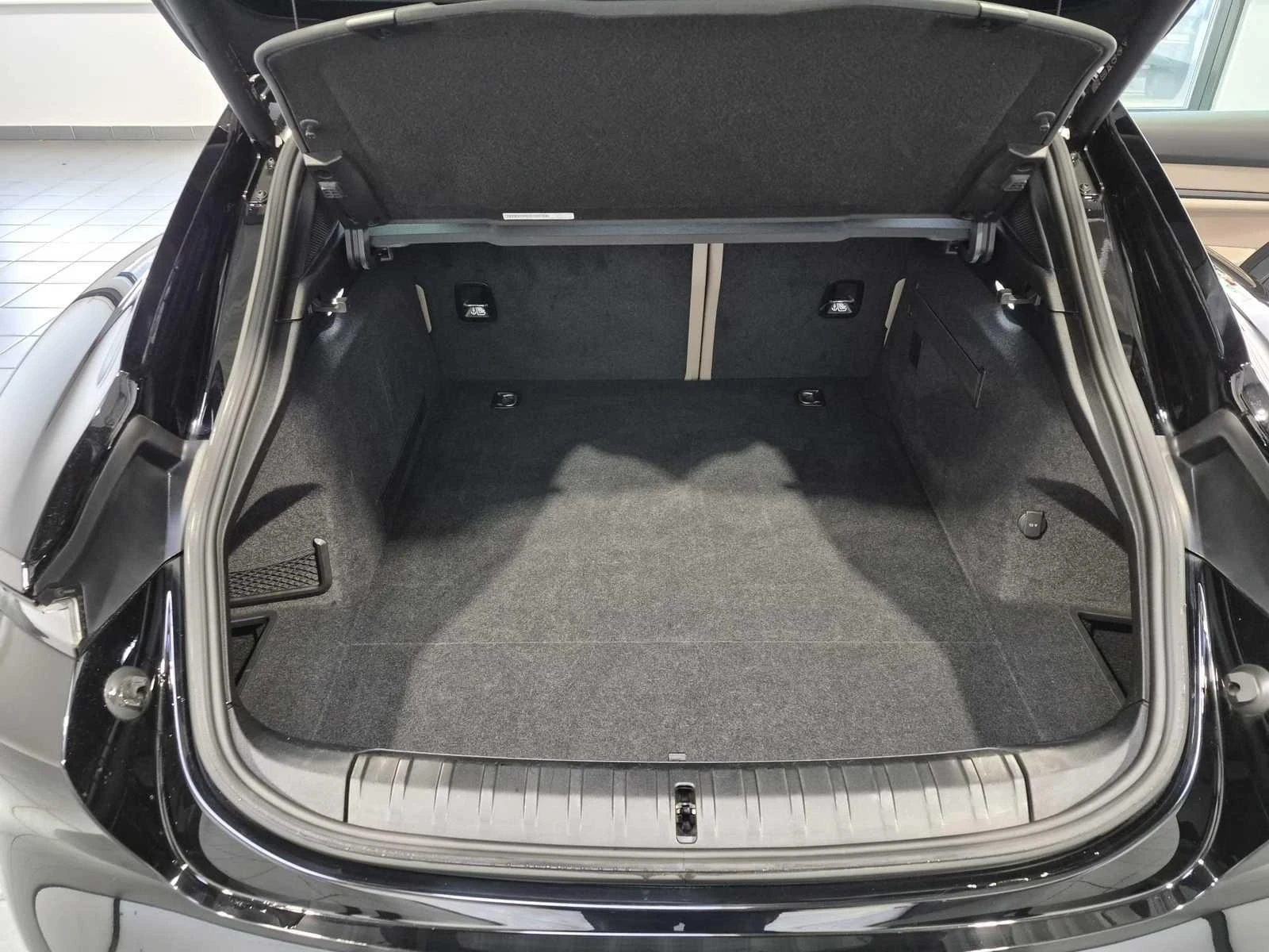 Porsche Taycan CROSS TURISMO 4* PANO* DISTR* BOSE*  | Mobile.bg � ����������� 12