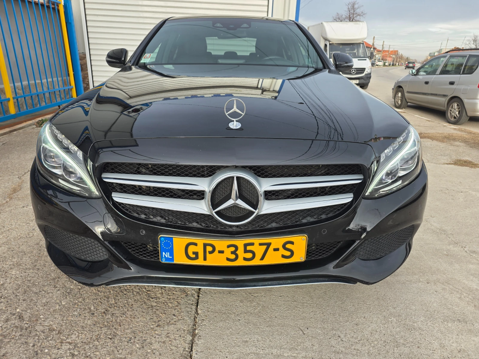 Mercedes-Benz C 350 C 350E Plugin hybrid - изображение 2