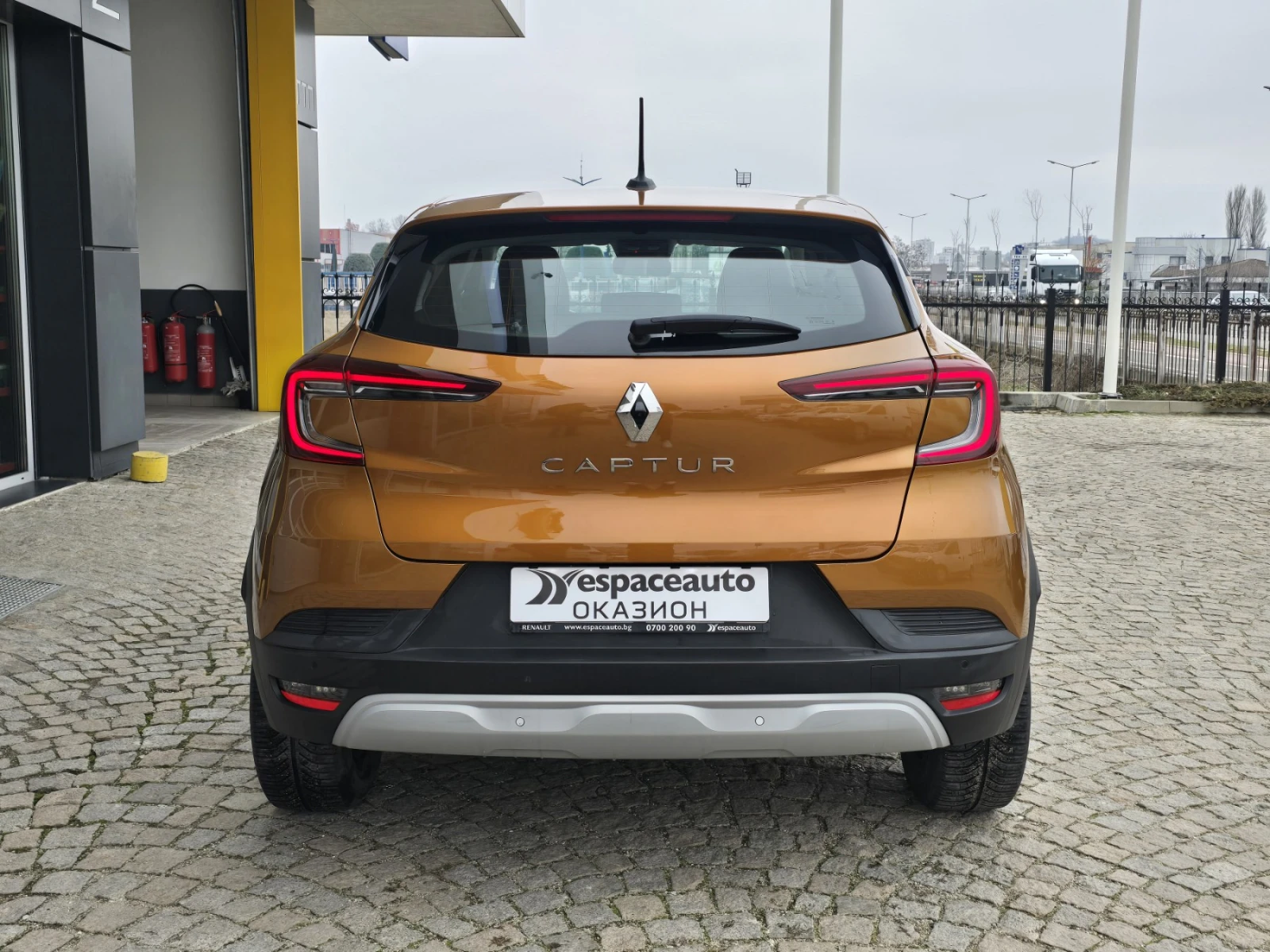 Renault Captur 1.0TCe/100к.с./Equilibre - изображение 6
