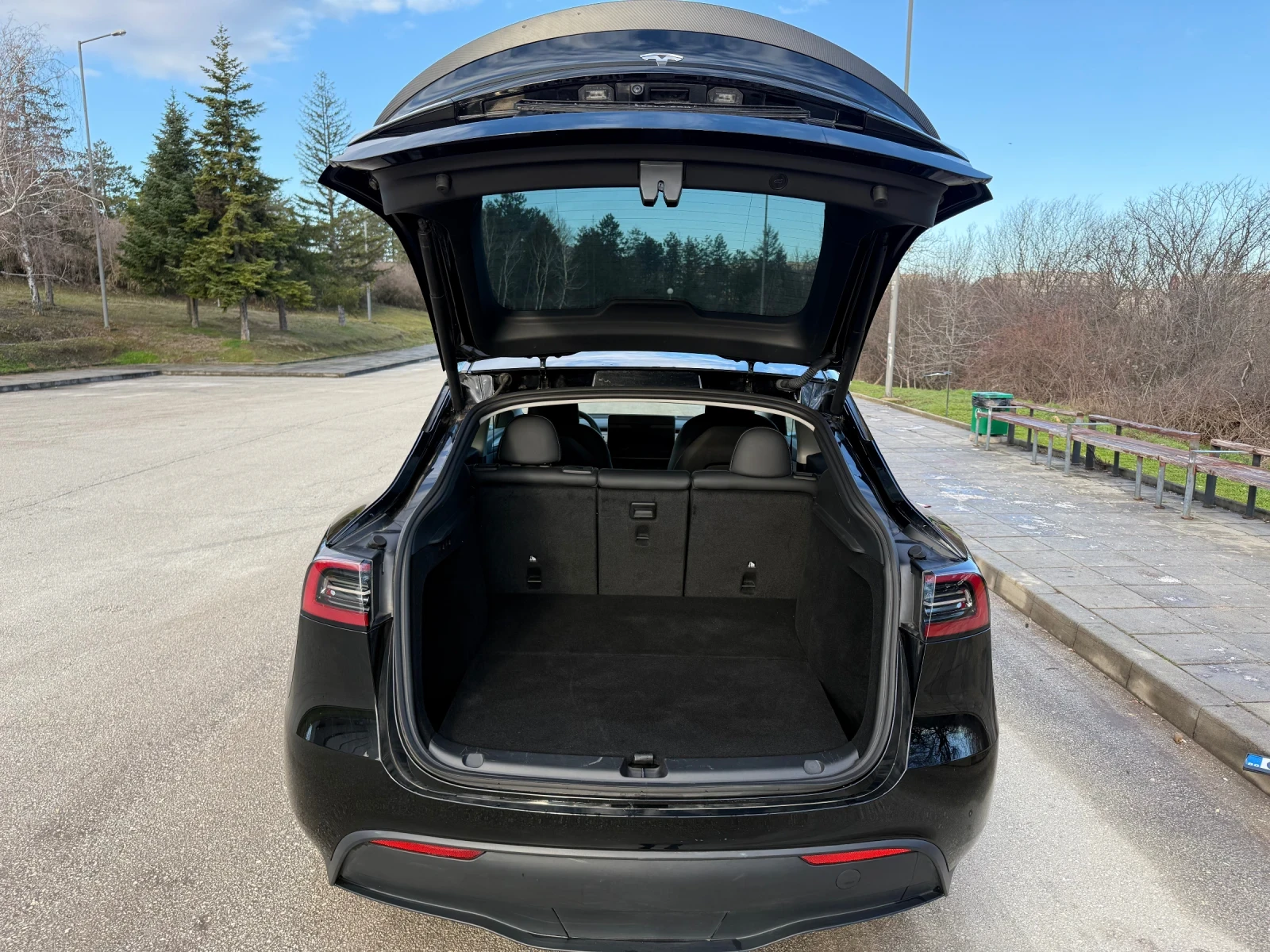 Tesla Model Y Performance �������� | Mobile.bg � ����������� 11