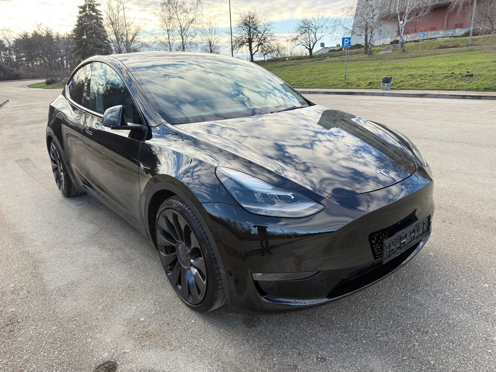Tesla Model Y Performance �������� | Mobile.bg � ����������� 2