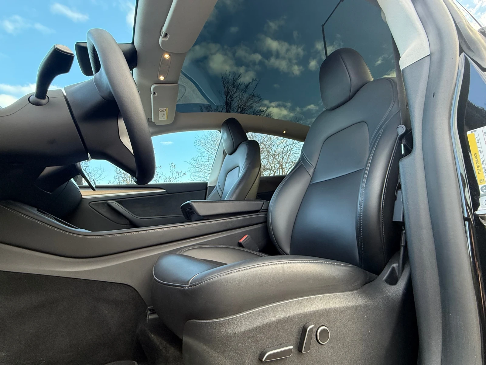 Tesla Model Y Performance �������� | Mobile.bg � ����������� 9