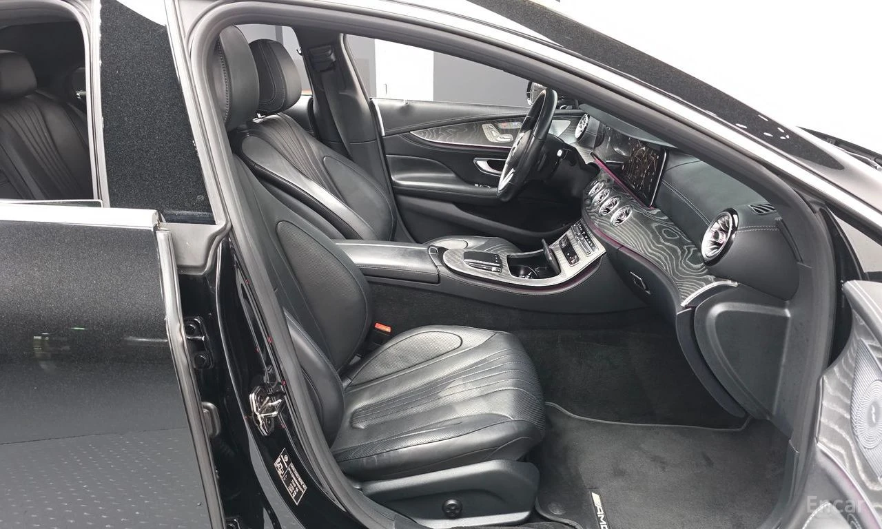 Mercedes-Benz CLS 450 4MATIC* AMG* BURMESTER* HEAD-UP* 360 КАМЕРИ* ОБДУХ, снимка 8 - Автомобили и джипове - 54459785
