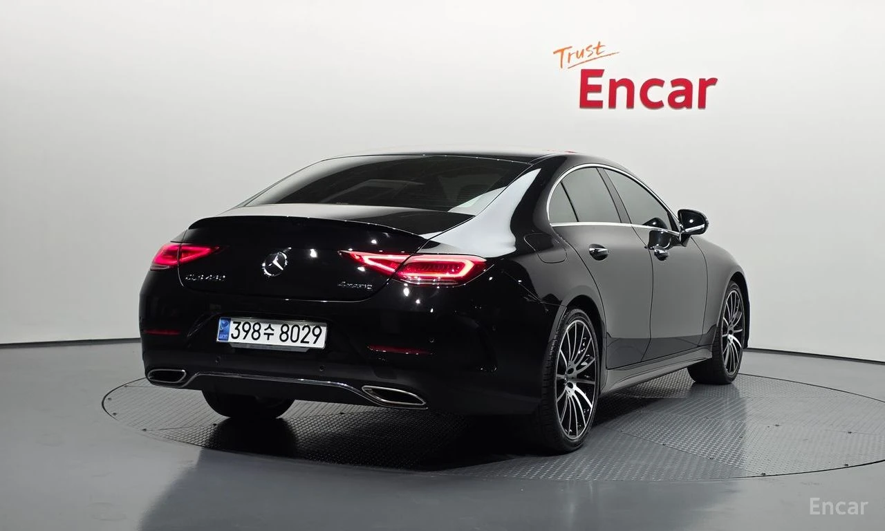 Mercedes-Benz CLS 450 4MATIC* AMG* BURMESTER* HEAD-UP* 360 КАМЕРИ* ОБДУХ, снимка 4 - Автомобили и джипове - 54459785
