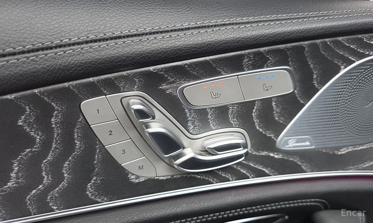Mercedes-Benz CLS 450 4MATIC* AMG* BURMESTER* HEAD-UP* 360 КАМЕРИ* ОБДУХ, снимка 15 - Автомобили и джипове - 54459785