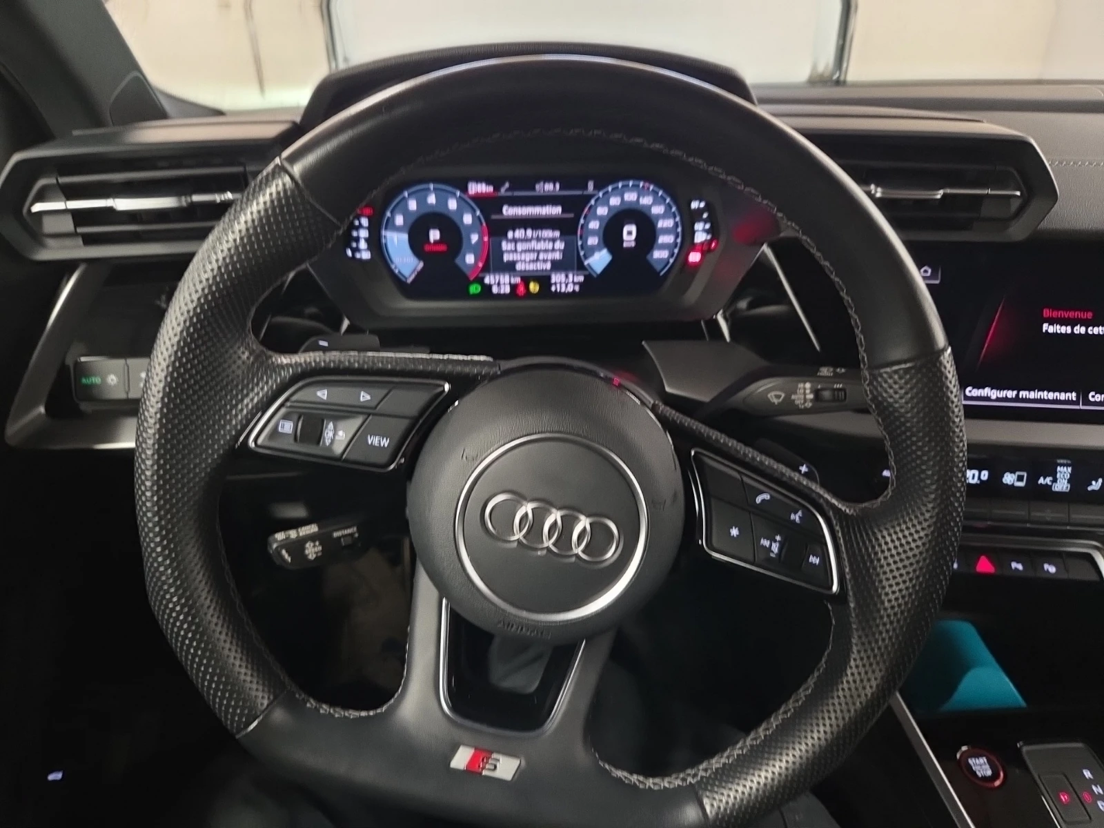 Audi S3 Premium 2.0 TFSI quattro, снимка 13 - Автомобили и джипове - 54483350
