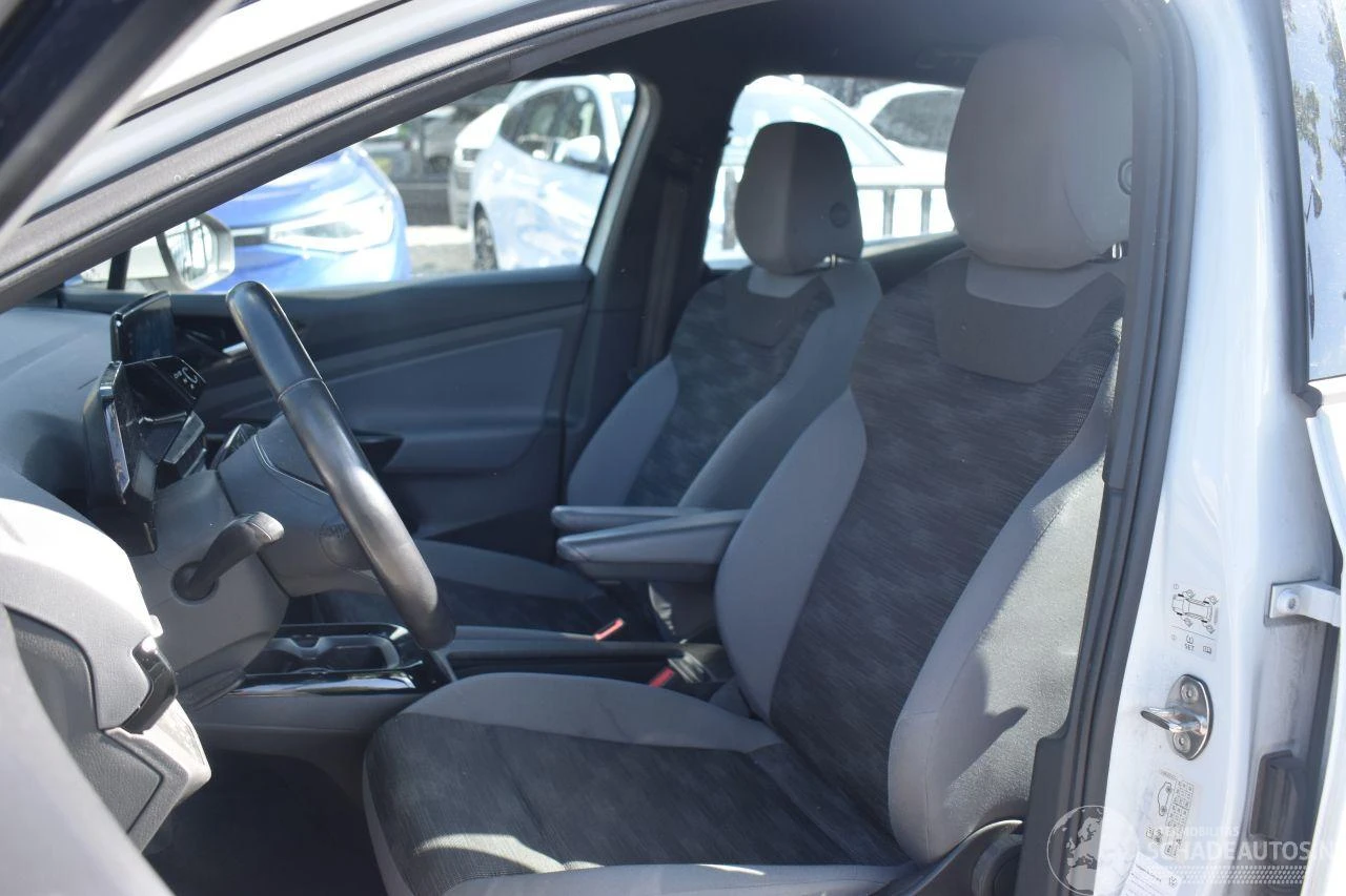 VW ID.4 82kw* ACC* КАМЕРА* 90%SOH, снимка 6 - Автомобили и джипове - 54483492