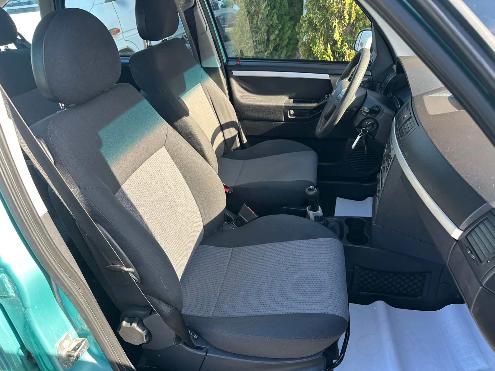 Opel Meriva 1, 7d 75kc 164700km, снимка 8 - Автомобили и джипове - 54527404