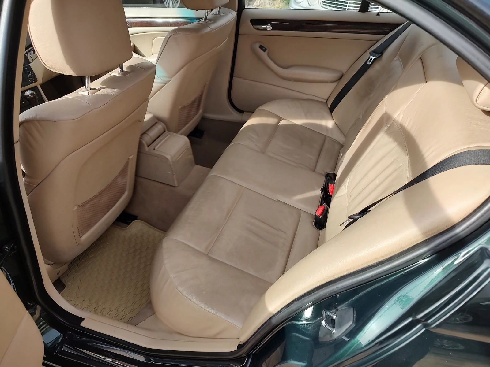 BMW 330 xi, снимка 3 - Автомобили и джипове - 55225189