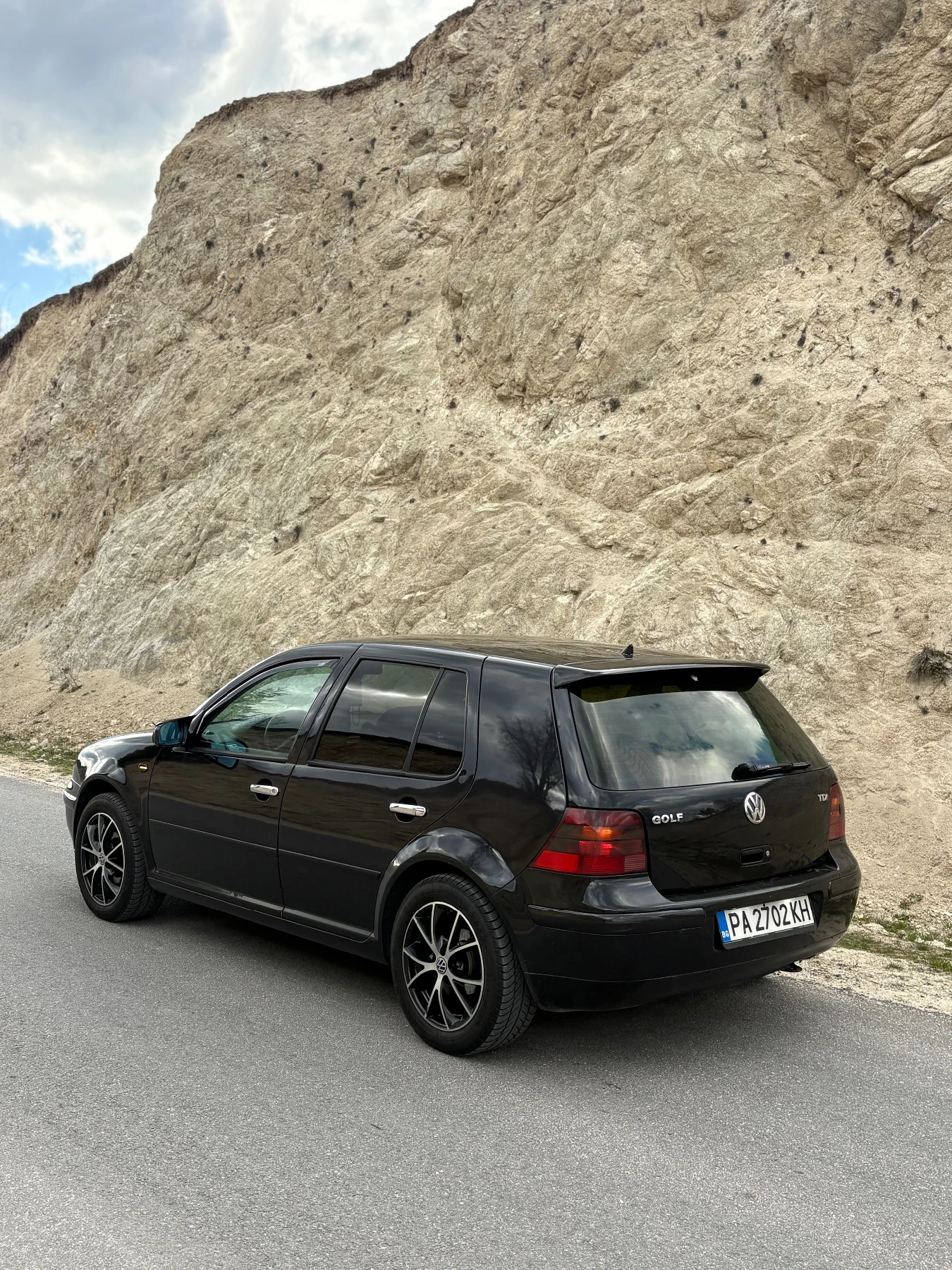 VW Golf Продавам Volkaswagen Golf 4, 2000 година, с надежд, снимка 2 - Автомобили и джипове - 55510003