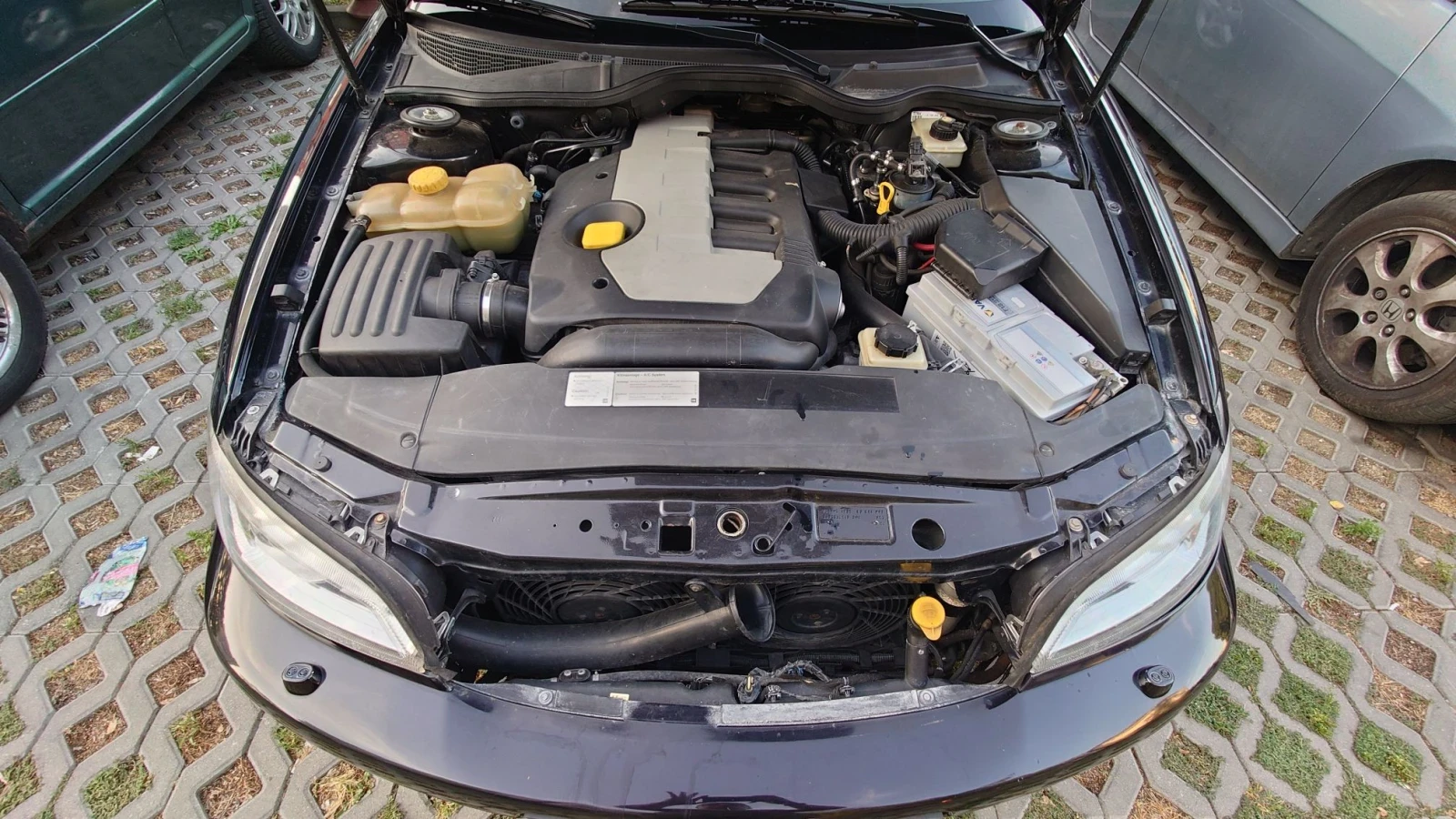 Opel Omega, снимка 15 - Автомобили и джипове - 55608114