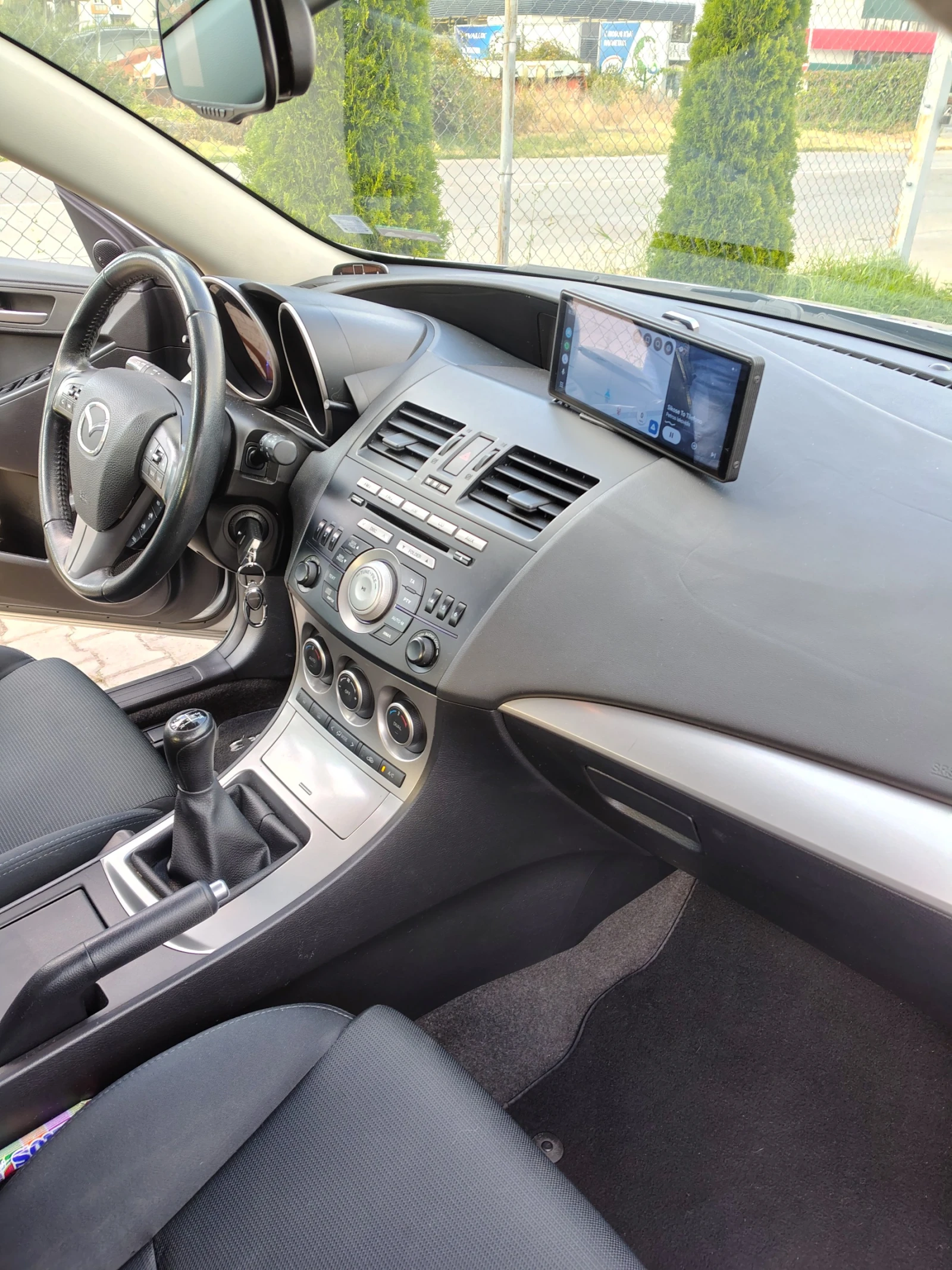 Mazda 3, снимка 2 - Автомобили и джипове - 55780546