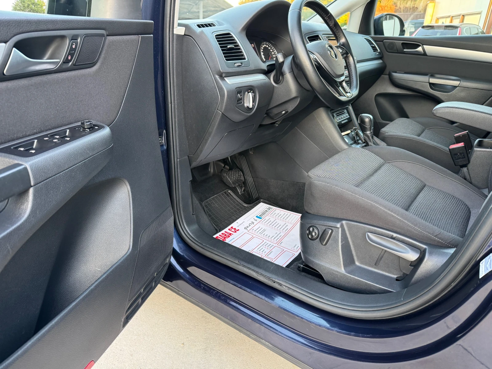 VW Sharan * FACE* 2.0* DSG-6* FULL* TOP* 2017* , снимка 13 - Автомобили и джипове - 56120440