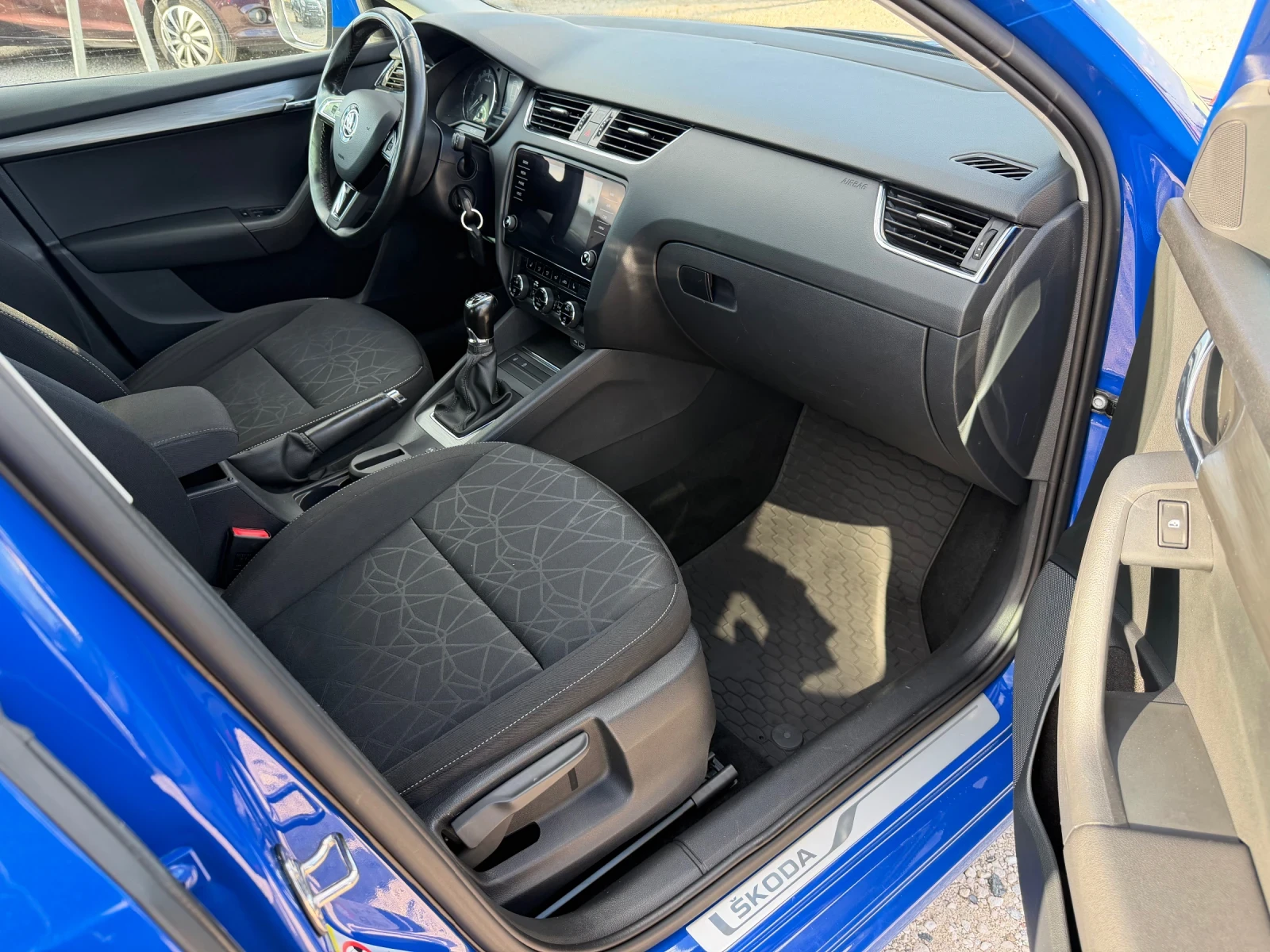 Skoda Octavia 1.6/116кс EVRO6 139000км, снимка 14 - Автомобили и джипове - 56259147