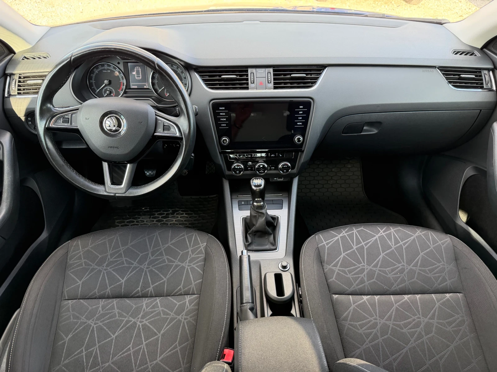 Skoda Octavia 1.6/116кс EVRO6 139000км, снимка 11 - Автомобили и джипове - 56259147