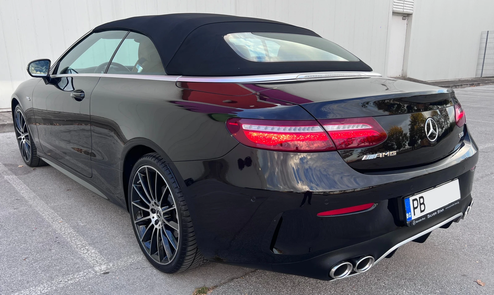 Mercedes-Benz E 220 D 4matic AMG , снимка 4 - Автомобили и джипове - 56446364