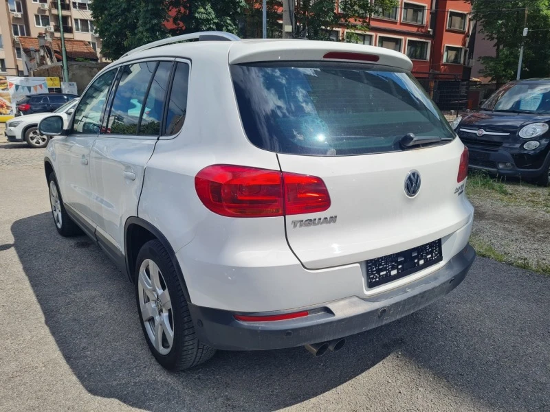 VW Tiguan 2.0 TDI 4х4, снимка 6 - Автомобили и джипове - 45949061