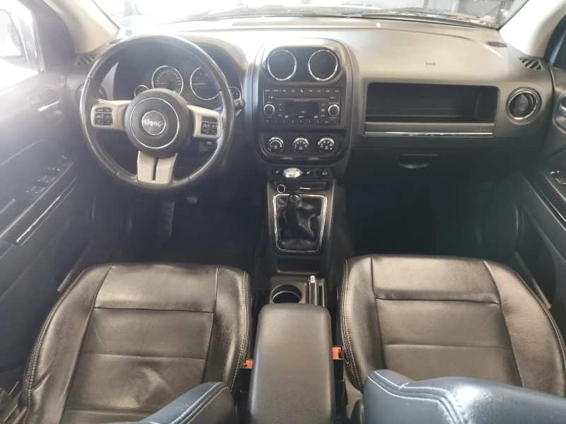 Jeep Compass 2.2crdi 6ck., снимка 14 - Автомобили и джипове - 49007150